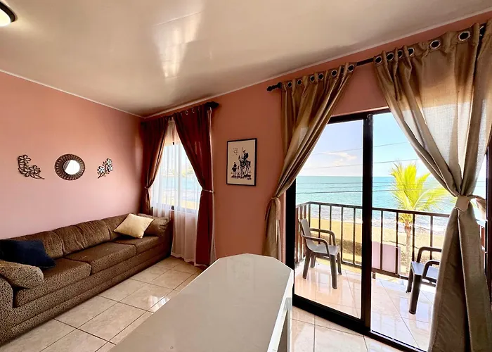 Apartamento Con Vista Al Mar En Limon En Casa Flamingo