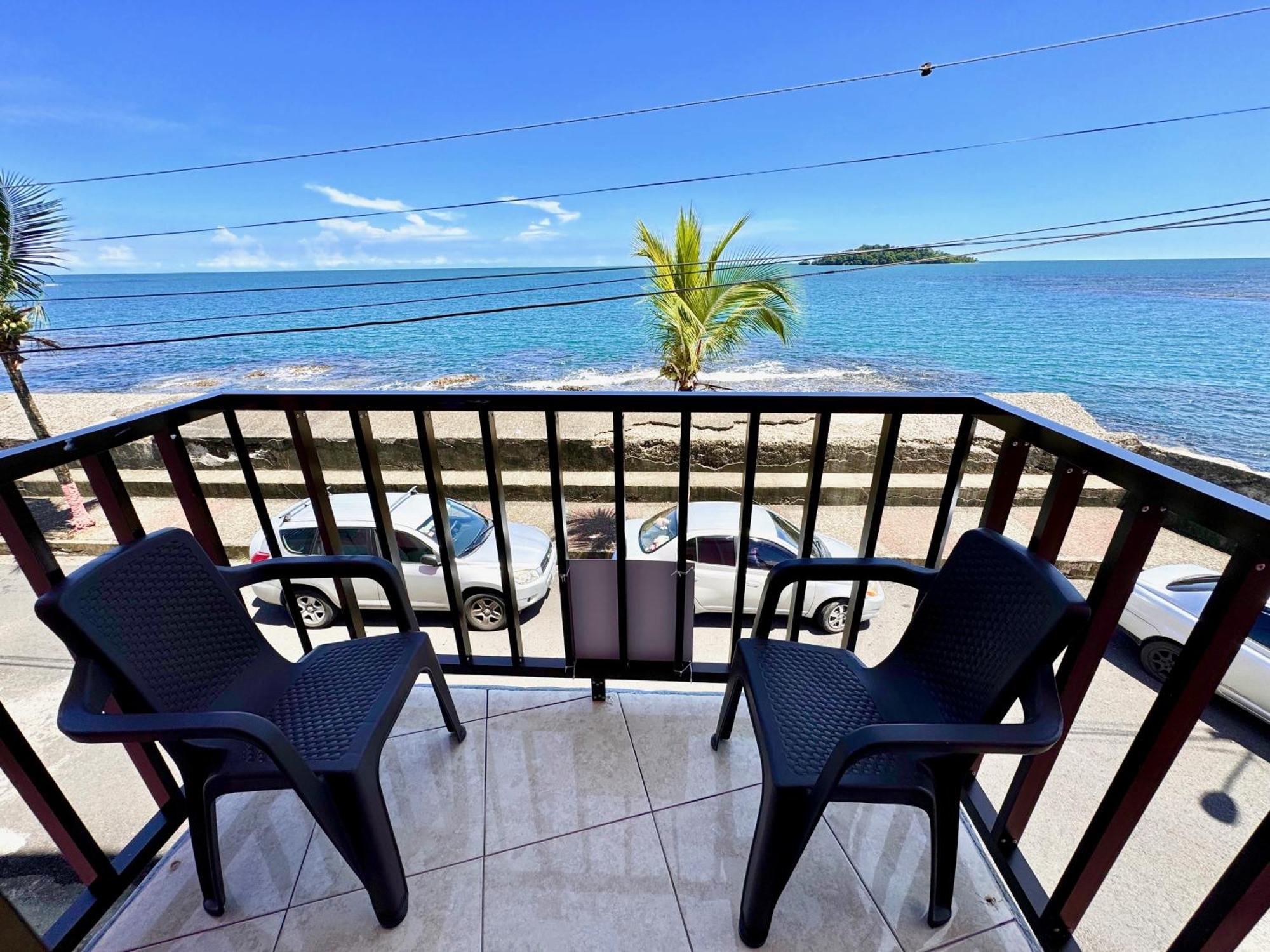 Con Vista Al Mar En En Casa Flamingo Apartment