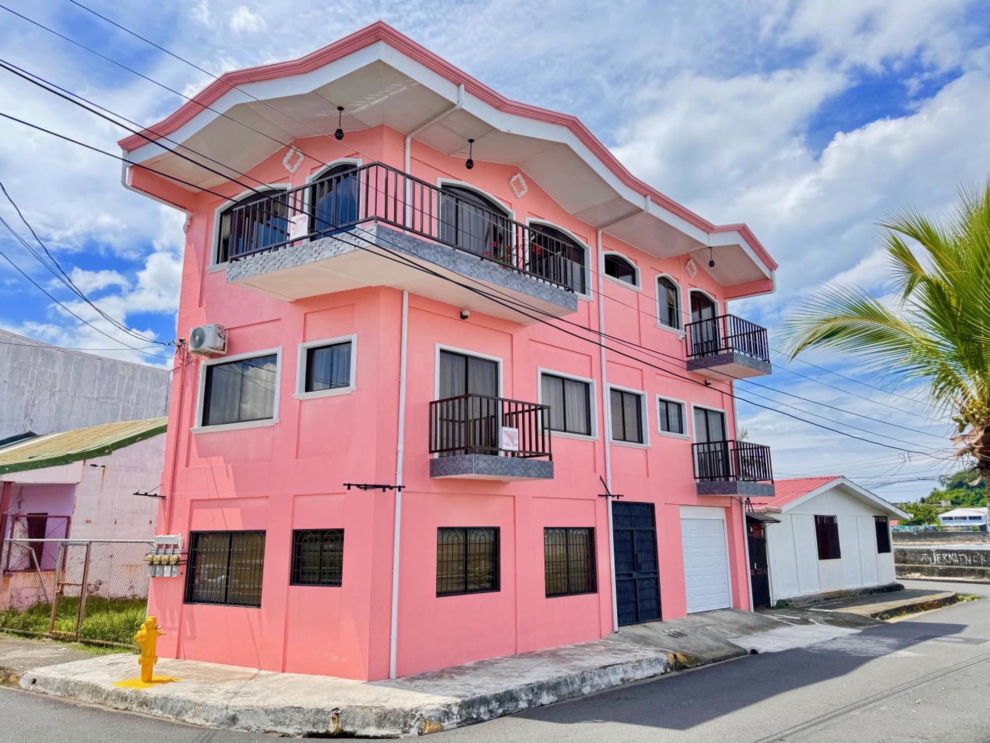 Con Vista Al Mar En En Casa Flamingo * Puerto Limon