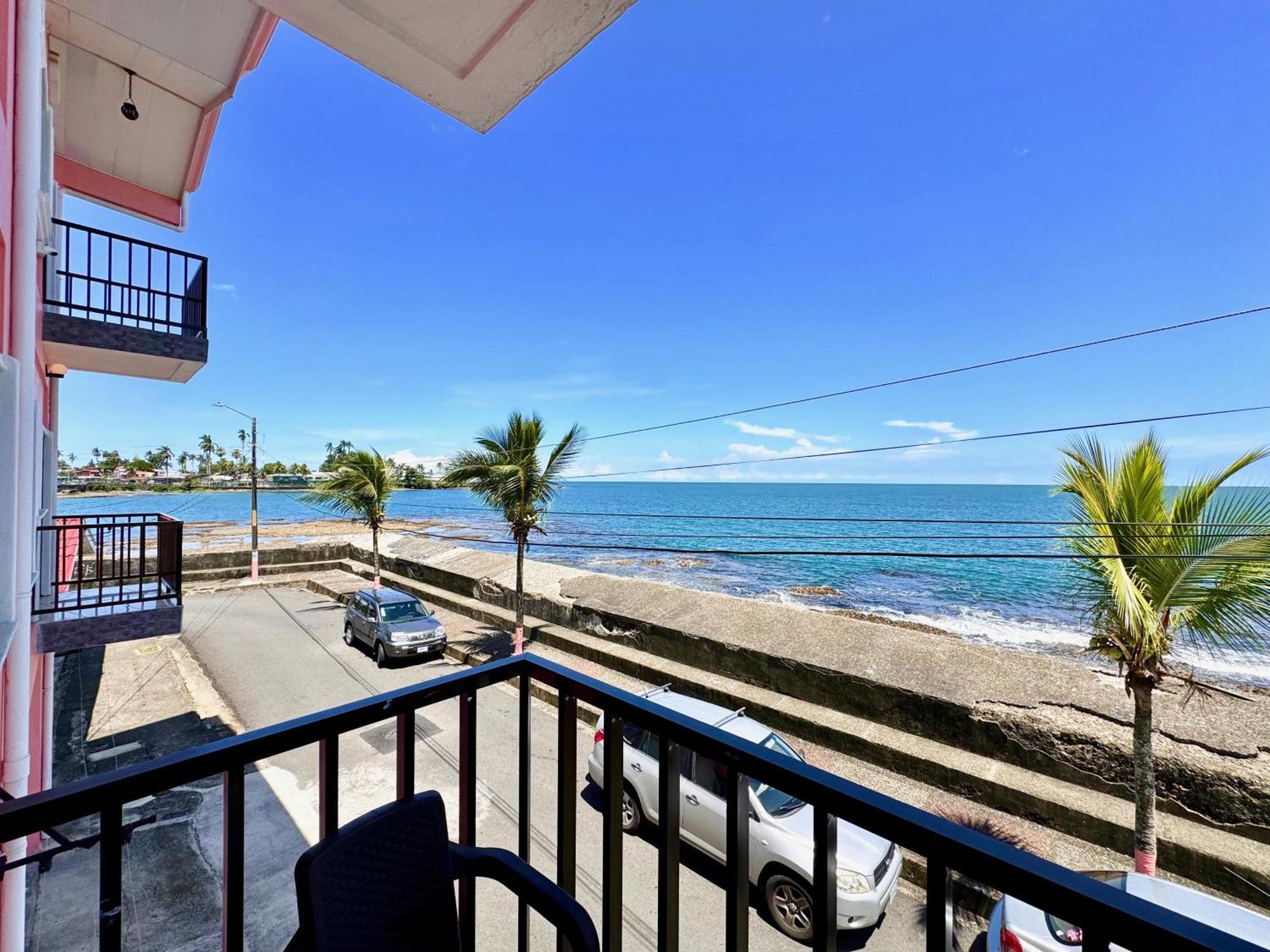 Con Vista Al Mar En En Casa Flamingo Apartment Puerto Limon